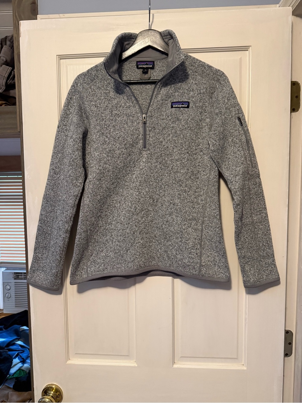 Patagonia Gray Heather Women's Quarter-Zip Fleece Pullover